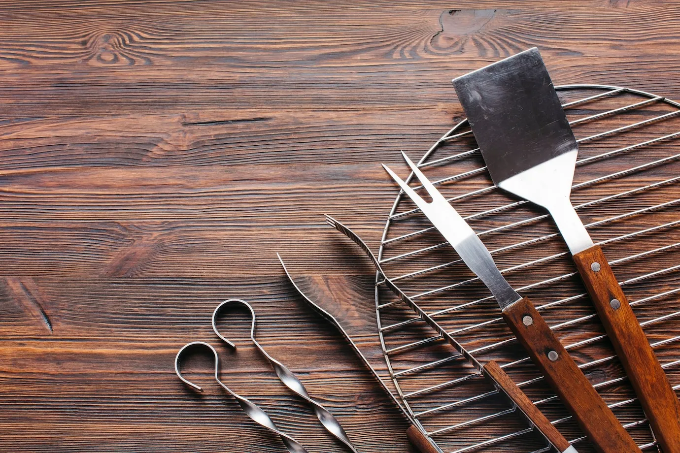 Materiais e Equipamentos para espetinhos: Segredos da Preparação de Espetinhos 1 ferramentas para churrasco e espetinhos